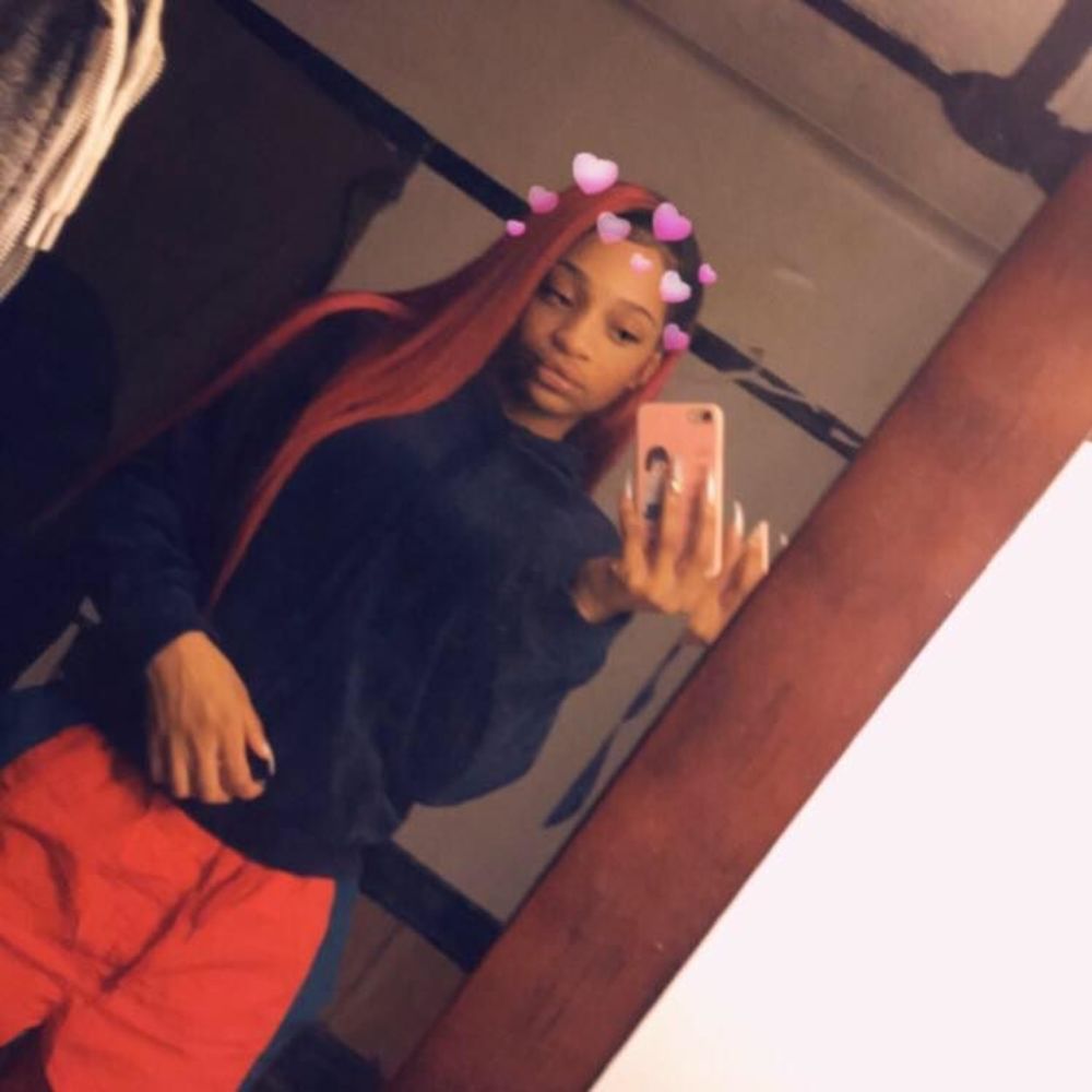 Meet your Posher, Aston